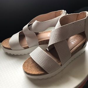 Steve Madden Natural Comfort Kea Leather